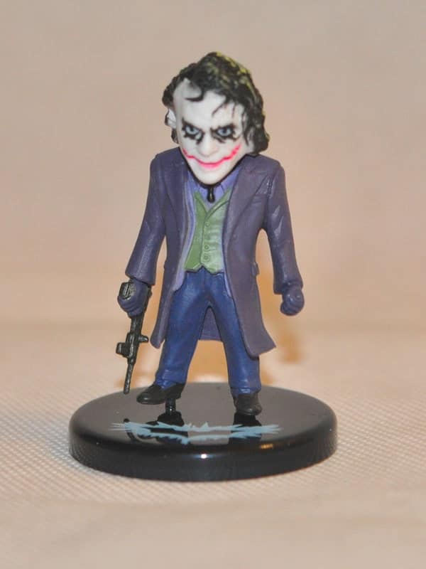 Figurine Joker en résine pour voiture_2